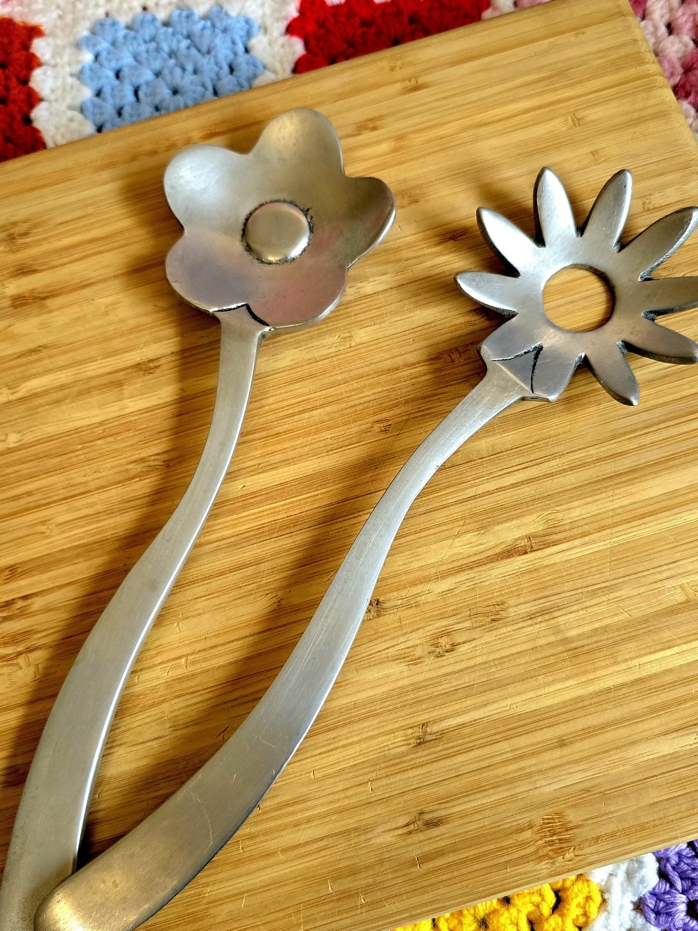 Vintage Kitchen Spoons Salad Tong Set
